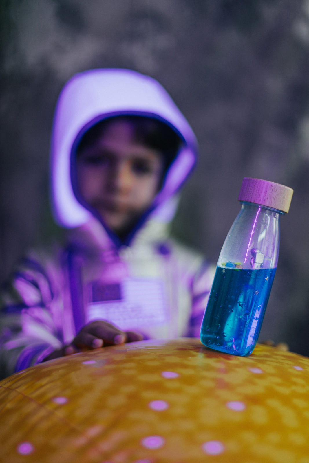 Petit Boum - Sensorische fles - Universum